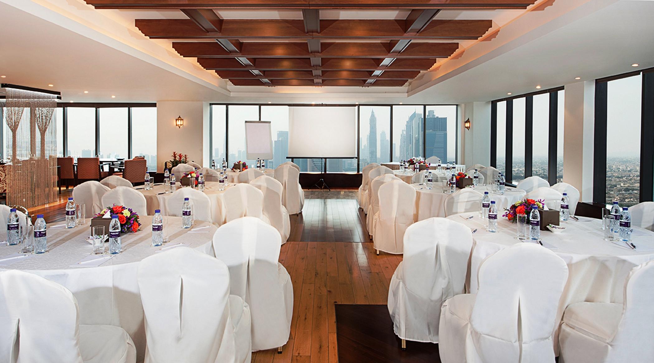 Park Regis Kris Kin Hotel Дубай Екстер'єр фото Meeting room at the hotel